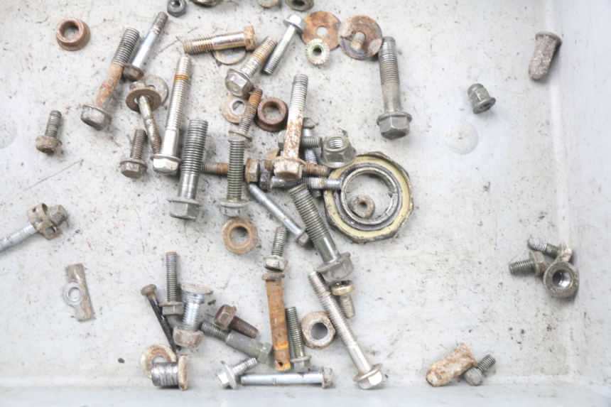 photo de ZAK SCHROEVEN EN BEVESTIGINGSMATERIAAL JM MOTORS OLDIES 4T 50 (2010 - 2020) - Zoom op gebruiksstaat