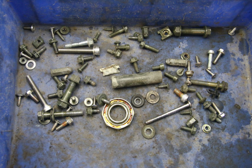 photo de ZAK SCHROEVEN EN BEVESTIGINGSMATERIAAL JM MOTORS OLDIES 4T 50 (2010 - 2020) - Hoofdaanzicht