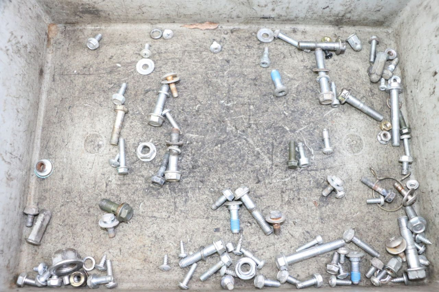 photo de ZAK SCHROEVEN EN BEVESTIGINGSMATERIAAL JM MOTORS OLDIES GT 4T 50 (2018 - 2025) - Hoofdaanzicht