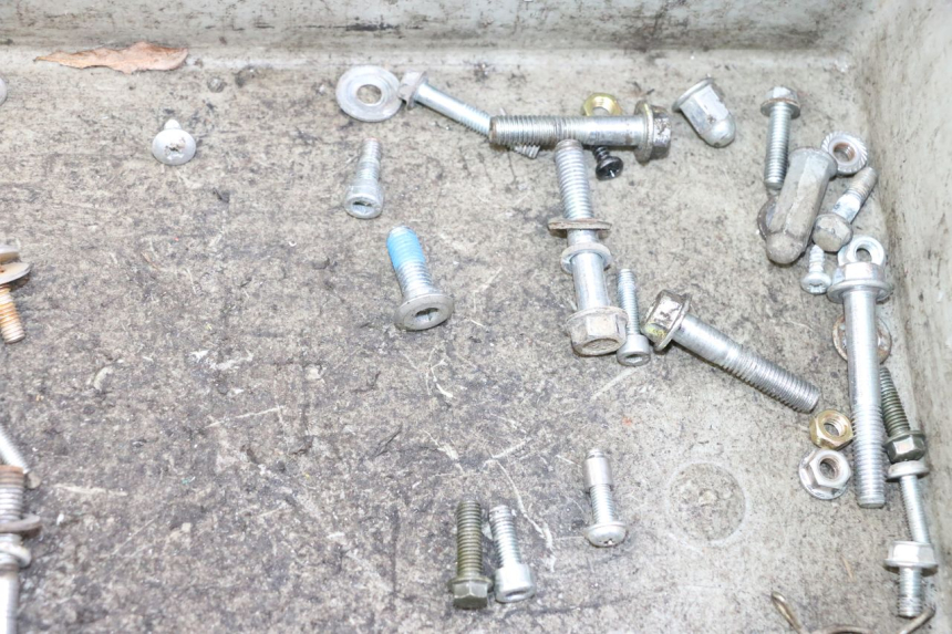 photo de ZAK SCHROEVEN EN BEVESTIGINGSMATERIAAL JM MOTORS OLDIES GT 4T 50 (2018 - 2025) - Andere kijkhoek