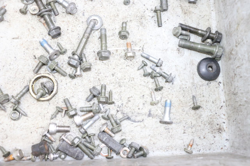 photo de ZAK SCHROEVEN EN BEVESTIGINGSMATERIAAL JM MOTORS OLDIES GT 4T 50 (2018 - 2025) - Technische close-up