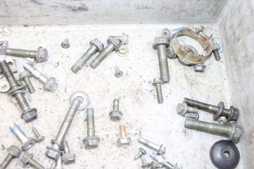 photo de ZAK SCHROEVEN EN BEVESTIGINGSMATERIAAL JM MOTORS OLDIES GT 4T 50 (2018 - 2025) - Overzicht