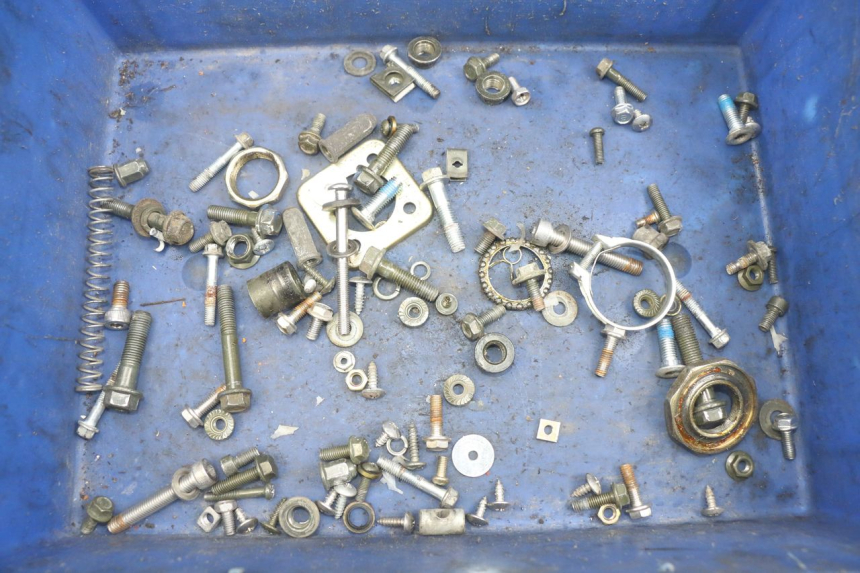 photo de ZAK SCHROEVEN EN BEVESTIGINGSMATERIAAL JM MOTORS OLDIES RS 4T 50 (2021 - 2024) - Hoofdaanzicht