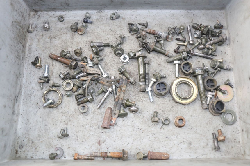 photo de ZAK SCHROEVEN EN BEVESTIGINGSMATERIAAL SYM ORBIT 2 4T 50 (2008 - 2017) - Hoofdaanzicht