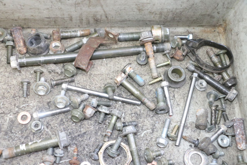 photo de ZAK SCHROEVEN EN BEVESTIGINGSMATERIAAL SYM ORBIT 2 4T 50 (2008 - 2017) - Zoom op gebruiksstaat