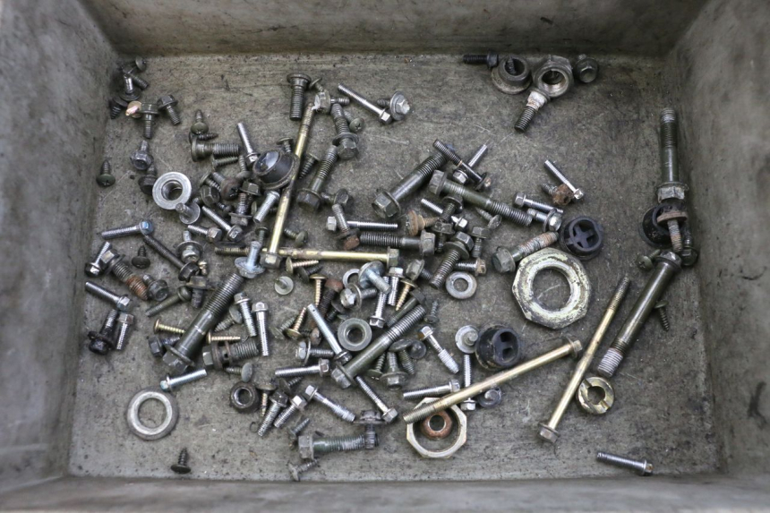 photo de ZAK SCHROEVEN EN BEVESTIGINGSMATERIAAL SYM ORBIT 2 50 (2008 - 2014) - Hoofdaanzicht