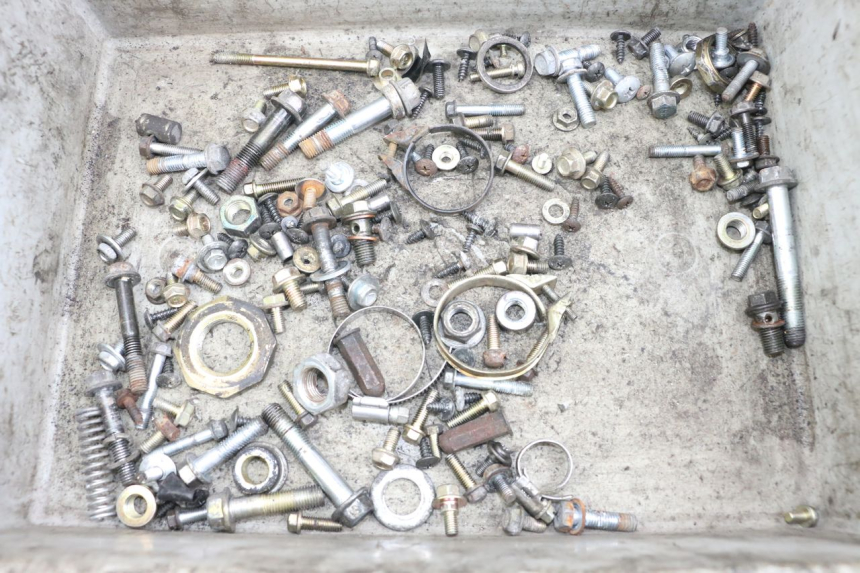 photo de ZAK SCHROEVEN EN BEVESTIGINGSMATERIAAL SYM ORBIT 50 (2008 - 2010) - Hoofdaanzicht