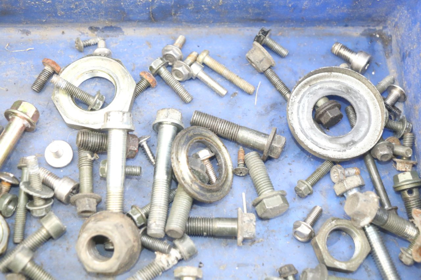 photo de ZAK SCHROEVEN EN BEVESTIGINGSMATERIAAL TNT MOTOR OTTO 2T 50 (2012 - 2018) - Andere kijkhoek