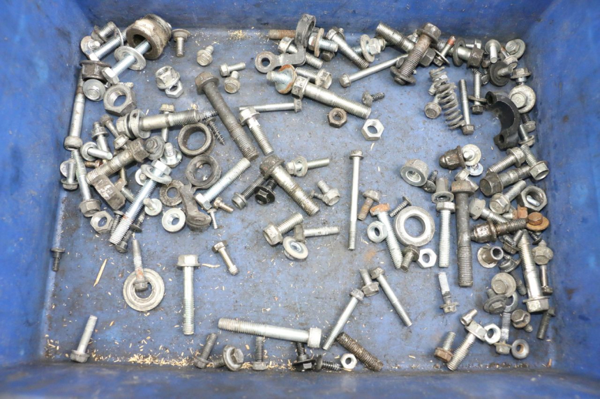 photo de ZAK SCHROEVEN EN BEVESTIGINGSMATERIAAL HONDA PCX (JF28) 125 (2009 - 2011) - Hoofdaanzicht