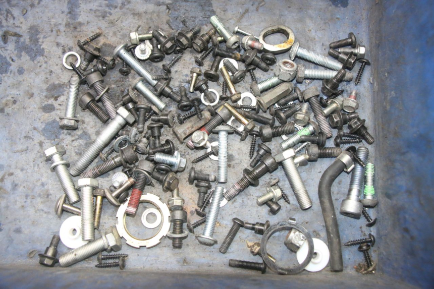 photo de ZAK SCHROEVEN EN BEVESTIGINGSMATERIAAL PEUGEOT CITYSTAR 2T 50 (2018 - 2021) - Hoofdaanzicht