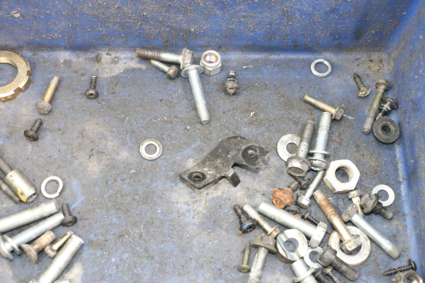 photo de ZAK SCHROEVEN EN BEVESTIGINGSMATERIAAL PEUGEOT CITYSTAR 50 (2013 - 2017) - Andere kijkhoek