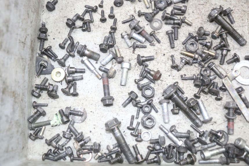 photo de ZAK SCHROEVEN EN BEVESTIGINGSMATERIAAL PEUGEOT DJANGO 125 (2014 - 2017) - Andere kijkhoek