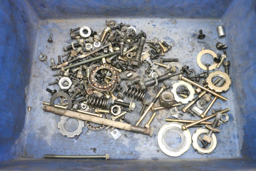 photo de ZAK SCHROEVEN EN BEVESTIGINGSMATERIAAL PEUGEOT KISBEE 4T 50 (2018 - 2022) - Hoofdaanzicht