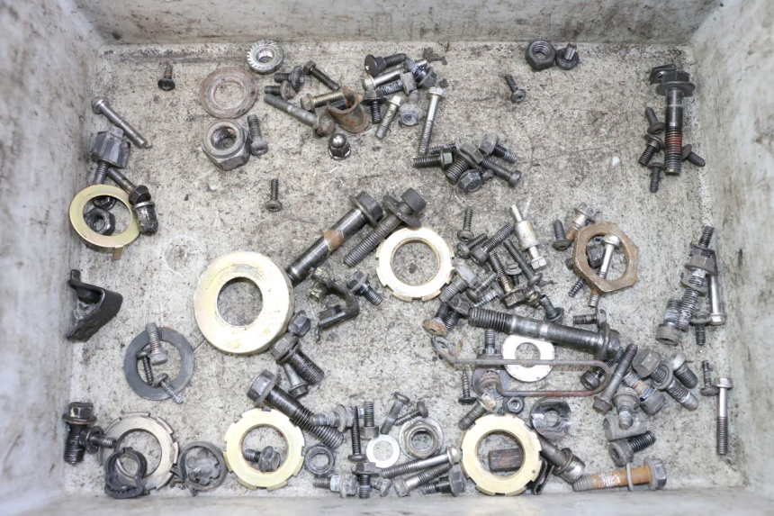 photo de ZAK SCHROEVEN EN BEVESTIGINGSMATERIAAL PEUGEOT KISBEE 4T 50 (2010 - 2017) - Hoofdaanzicht