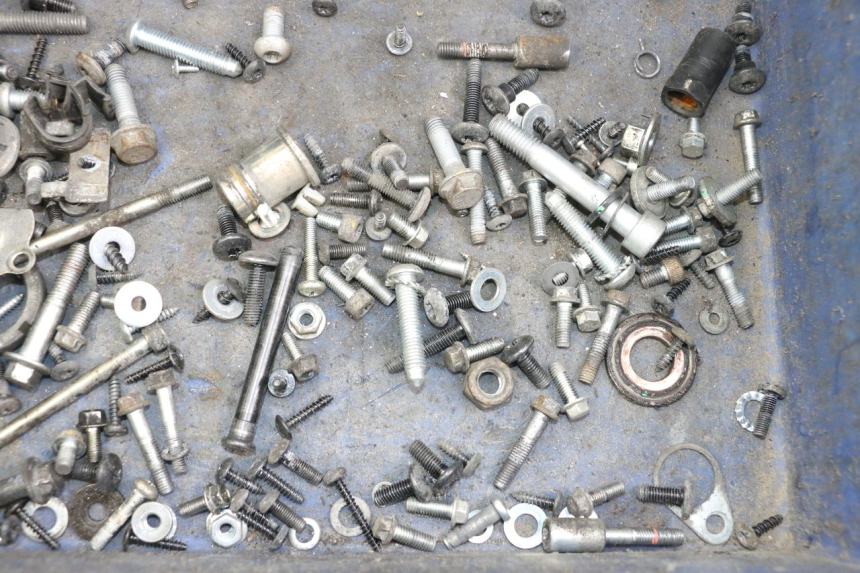 photo de ZAK SCHROEVEN EN BEVESTIGINGSMATERIAAL PIAGGIO LIBERTY IGET 4T 50 (2021 - 2025) - Zoom op gebruiksstaat