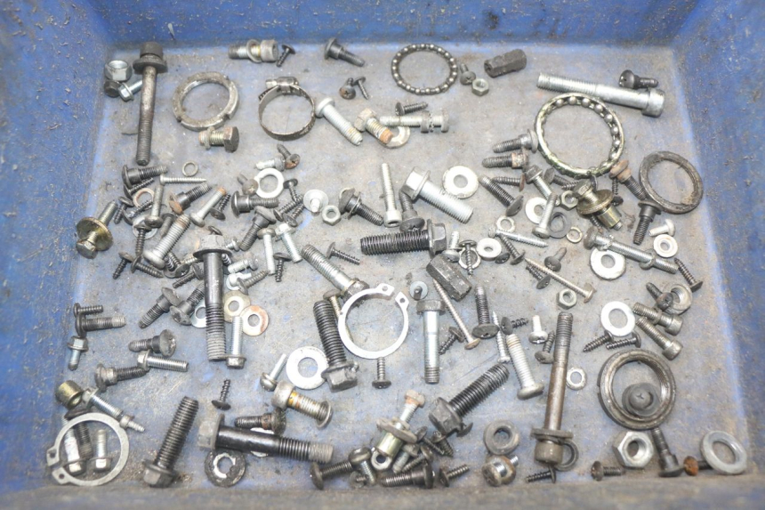 photo de ZAK SCHROEVEN EN BEVESTIGINGSMATERIAAL PIAGGIO NEW TYPHOON 50 (2010 - 2017) - Hoofdaanzicht