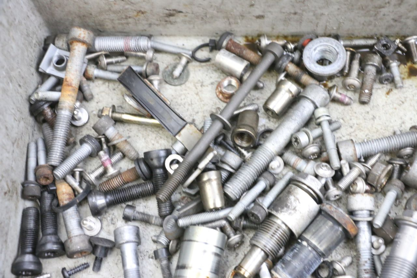 photo de ZAK SCHROEVEN EN BEVESTIGINGSMATERIAAL BMW R RT ABS 1200 (2010 - 2014) - Andere kijkhoek