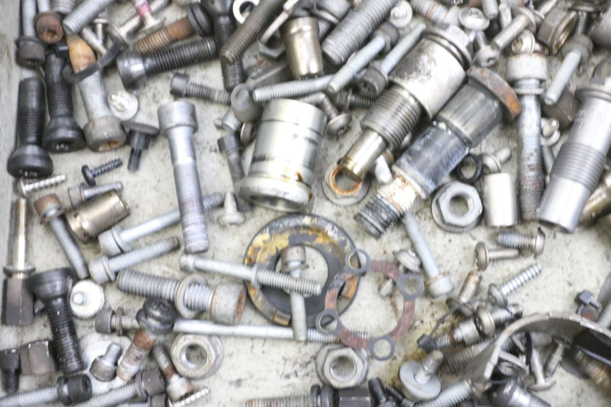 photo de ZAK SCHROEVEN EN BEVESTIGINGSMATERIAAL BMW R RT ABS 1200 (2010 - 2014) - Technische close-up