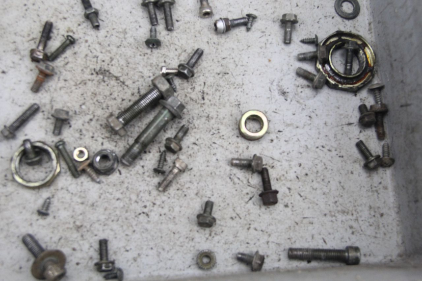 photo de ZAK SCHROEVEN EN BEVESTIGINGSMATERIAAL TNT MOTOR ROMA 10' 2T 50 (2011 - 2018) - Zoom op gebruiksstaat