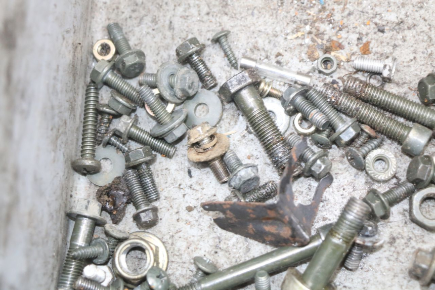 photo de ZAK SCHROEVEN EN BEVESTIGINGSMATERIAAL TNT MOTOR ROMA 10' 2T 50 (2011 - 2018) - Detail van het onderdeel