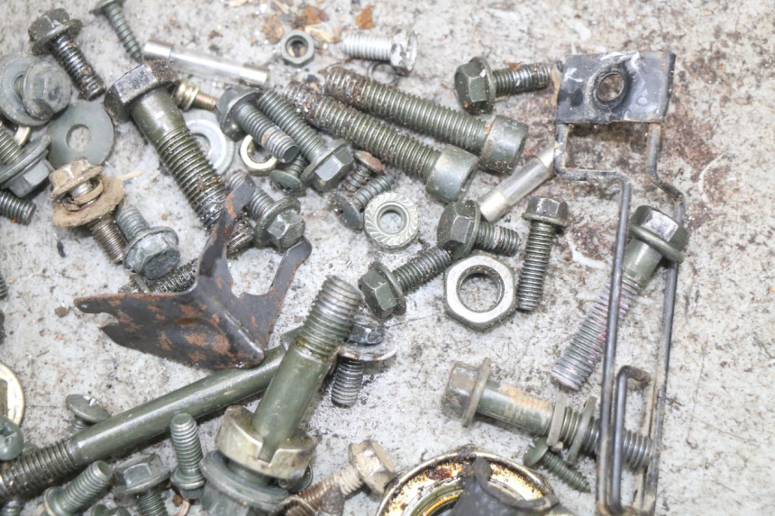 photo de ZAK SCHROEVEN EN BEVESTIGINGSMATERIAAL TNT MOTOR ROMA 10' 2T 50 (2011 - 2018) - Zoom op gebruiksstaat