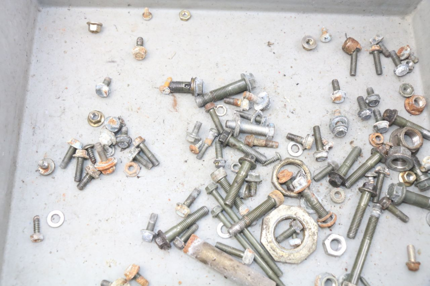 photo de ZAK SCHROEVEN EN BEVESTIGINGSMATERIAAL TNT MOTOR ROMA 10' 4T 50 (2007 - 2018) - Detail van het onderdeel