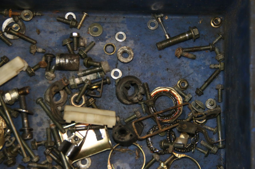 photo de ZAK SCHROEVEN EN BEVESTIGINGSMATERIAAL TNT MOTOR ROMA 10' 4T 50 (2019 - 2022) - Hoofdaanzicht