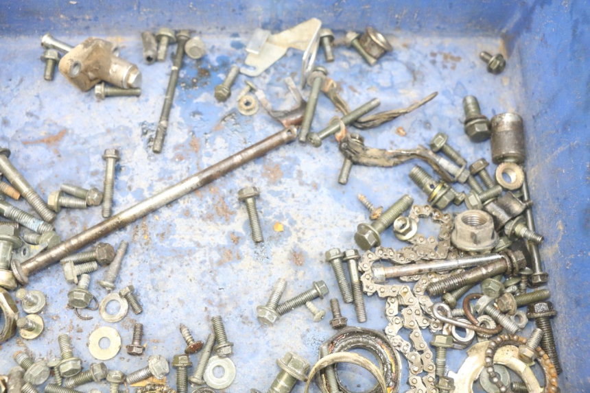 photo de ZAK SCHROEVEN EN BEVESTIGINGSMATERIAAL TNT MOTOR ROMA 10' 4T 50 (2019 - 2022) - Detail van het onderdeel