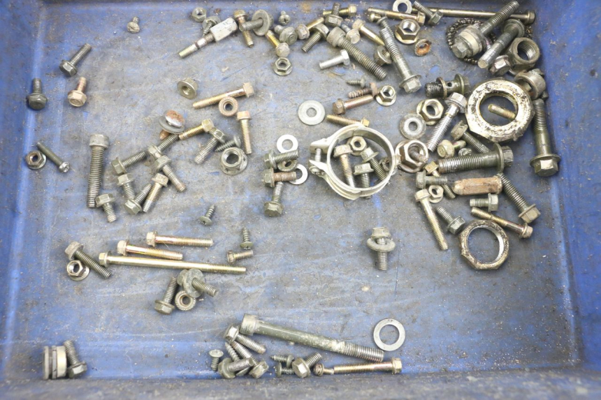 photo de ZAK SCHROEVEN EN BEVESTIGINGSMATERIAAL TNT MOTOR ROMA 10' 4T 50 (2007 - 2018) - Detail van het onderdeel