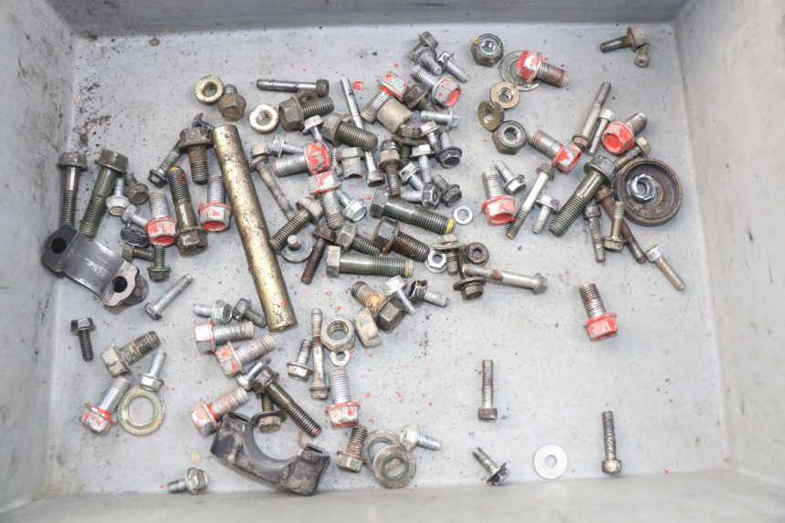 photo de ZAK SCHROEVEN EN BEVESTIGINGSMATERIAAL ADLY RS SUPERSONIC 50 (2005 - 2010) - Hoofdaanzicht