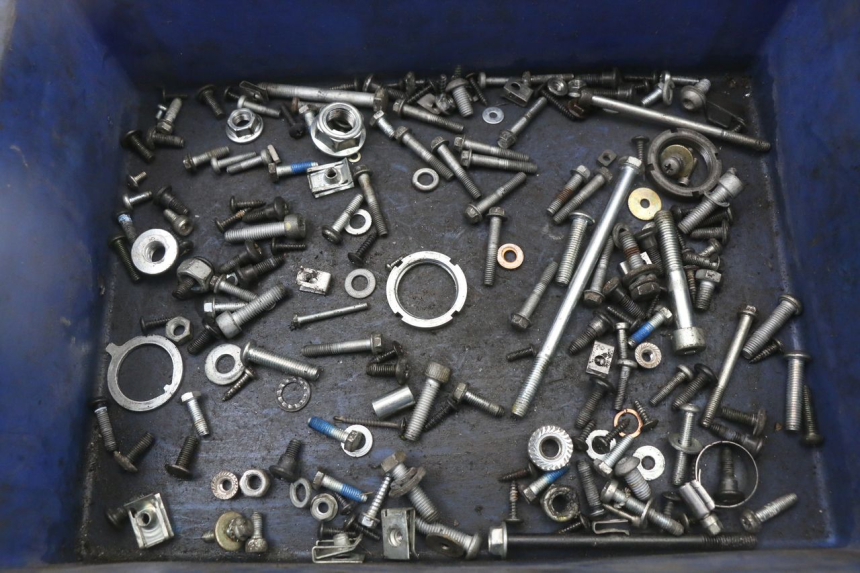 photo de ZAK SCHROEVEN EN BEVESTIGINGSMATERIAAL GILERA RUNNER SP 50 (2009 - 2017) - Hoofdaanzicht