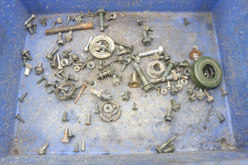 photo de ZAK SCHROEVEN EN BEVESTIGINGSMATERIAAL KEEWAY RY6 2T 50 (2011 - 2019) - Hoofdaanzicht