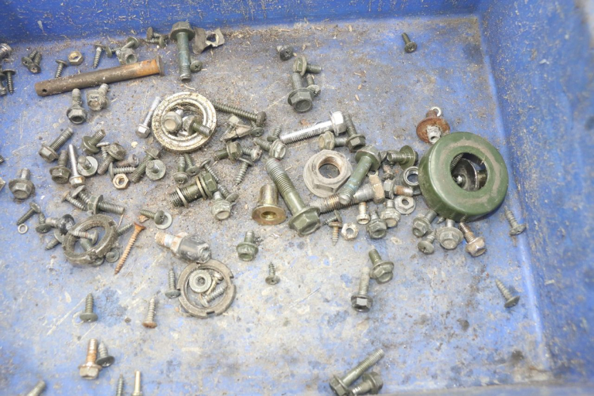 photo de ZAK SCHROEVEN EN BEVESTIGINGSMATERIAAL KEEWAY RY6 2T 50 (2011 - 2019) - Detail van het onderdeel