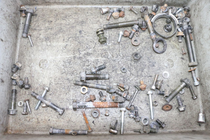 photo de ZAK SCHROEVEN EN BEVESTIGINGSMATERIAAL HYTRACK S 150 (2003 - 2011) - Hoofdaanzicht