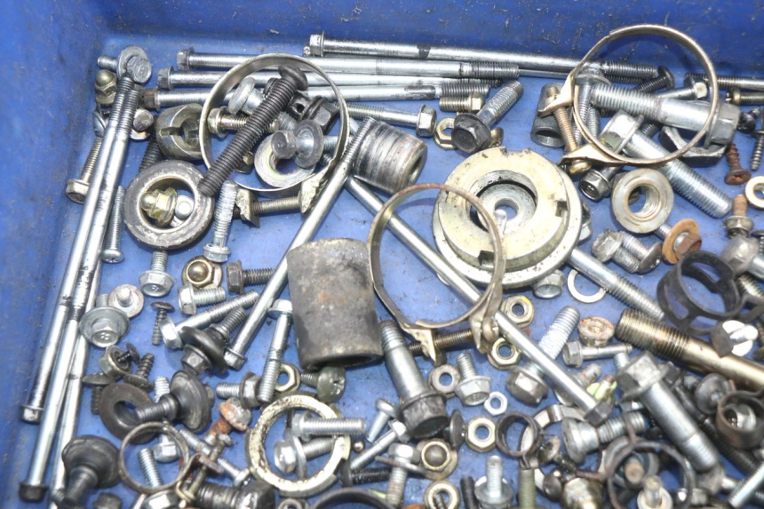 photo de ZAK SCHROEVEN EN BEVESTIGINGSMATERIAAL DAELIM S3 125 (2010 - 2017) - Detail van het onderdeel