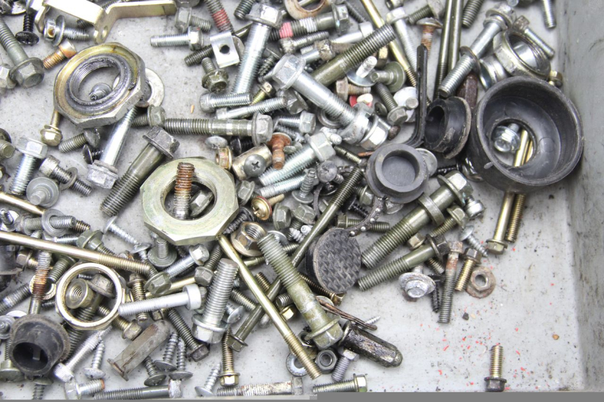 photo de ZAK SCHROEVEN EN BEVESTIGINGSMATERIAAL JM MOTORS SC 4T 50 (2018 - 2021) - Detail van het onderdeel