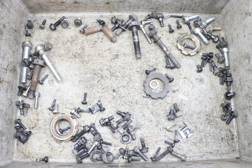 photo de ZAK SCHROEVEN EN BEVESTIGINGSMATERIAAL PEUGEOT SPEEDFIGHT 4 4T EFI 50 (2021 - 2025) - Hoofdaanzicht