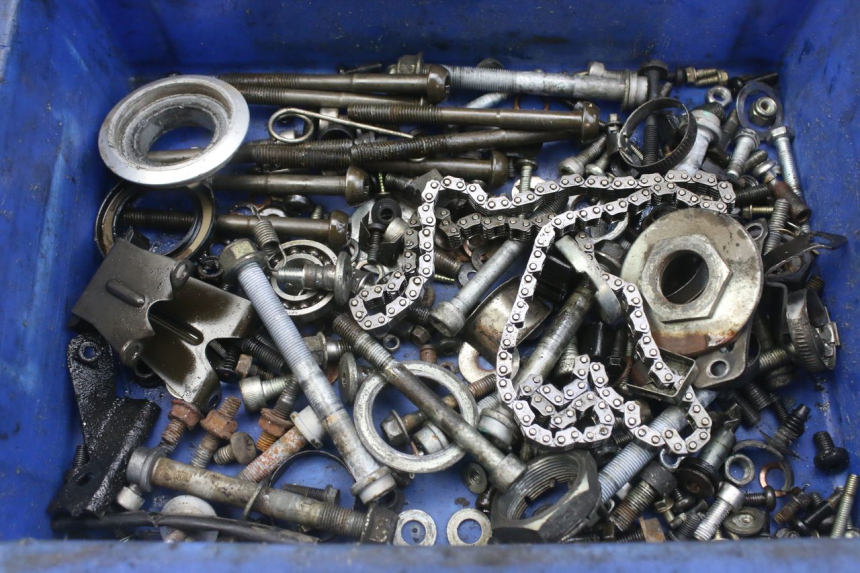 photo de ZAK SCHROEVEN EN BEVESTIGINGSMATERIAAL TRIUMPH SPRINT ST 955 (1999 - 2001) - Hoofdaanzicht