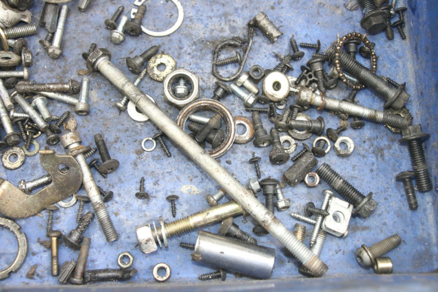 photo de ZAK SCHROEVEN EN BEVESTIGINGSMATERIAAL APRILIA SR 2T 50 (2012 - 2017) - Zoom op gebruiksstaat