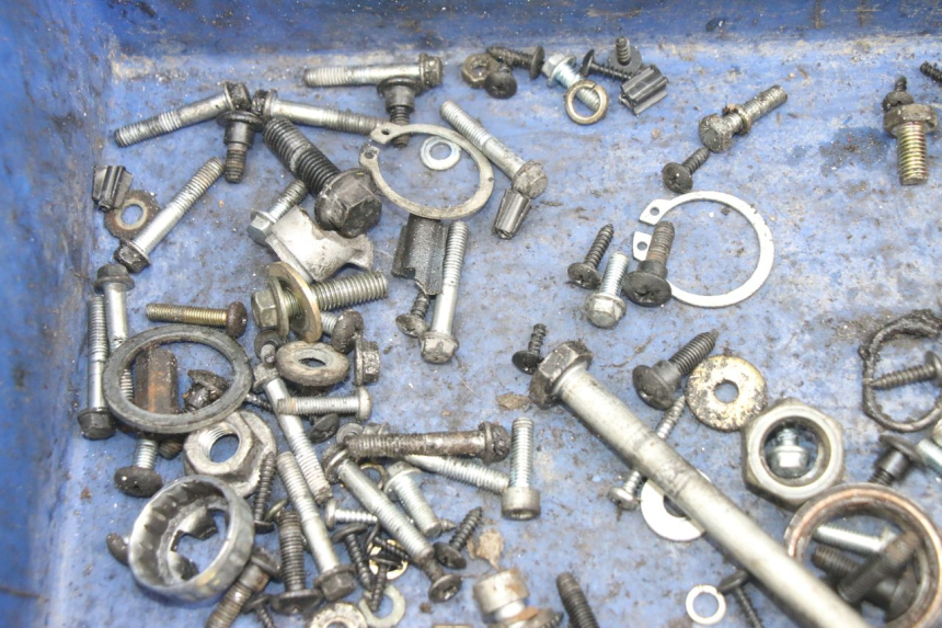 photo de ZAK SCHROEVEN EN BEVESTIGINGSMATERIAAL APRILIA SR 2T 50 (2012 - 2017) - Technische close-up