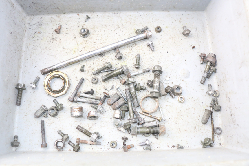 photo de ZAK SCHROEVEN EN BEVESTIGINGSMATERIAAL JM MOTORS SUNNY 50 (2017 - 2020) - Hoofdaanzicht