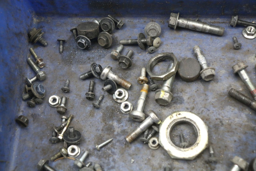 photo de ZAK SCHROEVEN EN BEVESTIGINGSMATERIAAL KYMCO SUPER 8 4T 50 (2021 - 2024) - Detail van het onderdeel