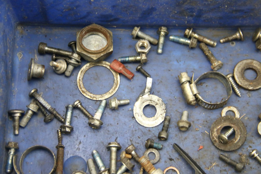 photo de ZAK SCHROEVEN EN BEVESTIGINGSMATERIAAL APRILIA SX 50 (2011 - 2017) - Technische close-up