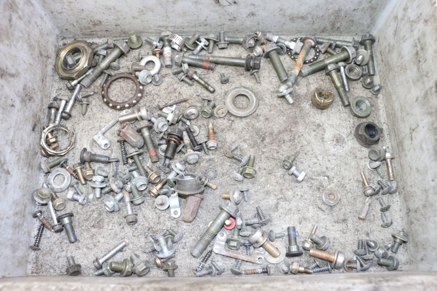 photo de ZAK SCHROEVEN EN BEVESTIGINGSMATERIAAL SYM FIDDLE 3 III 125 (2014 - 2020) - Hoofdaanzicht