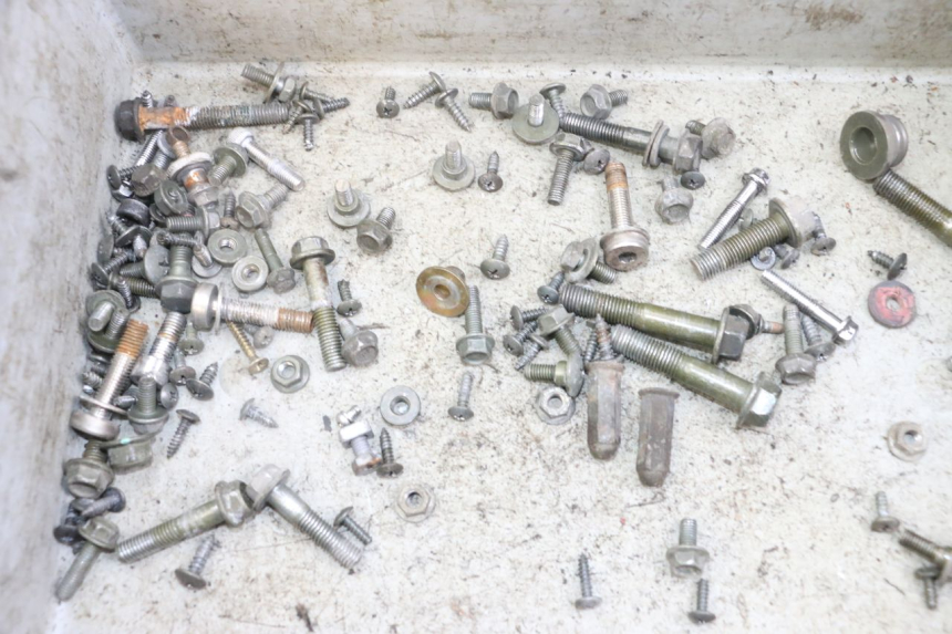 photo de ZAK SCHROEVEN EN BEVESTIGINGSMATERIAAL SYM JET 14 4T 50 (2018 - 2022) - Detail van het onderdeel