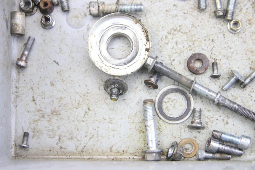 photo de ZAK SCHROEVEN EN BEVESTIGINGSMATERIAAL NITRO MOTORS THUNDER 125 - Detail van het onderdeel