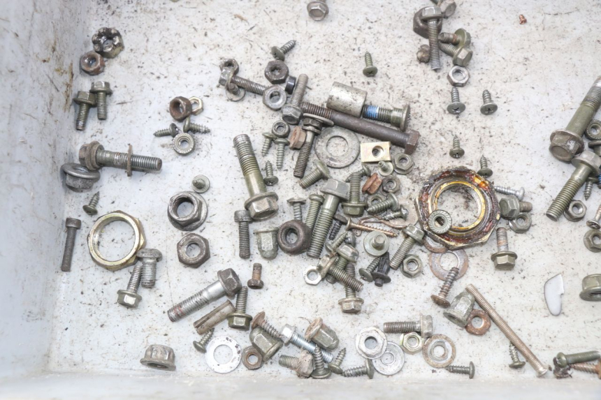 photo de ZAK SCHROEVEN EN BEVESTIGINGSMATERIAAL BAOTIAN TRAVEL SPIRIT 50 (2010 - 2012) - Zoom op gebruiksstaat