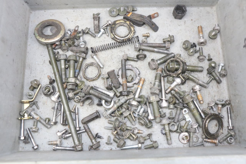 photo de ZAK SCHROEVEN EN BEVESTIGINGSMATERIAAL PEUGEOT TWEET 4T 50 (2018 - 2022) - Hoofdaanzicht