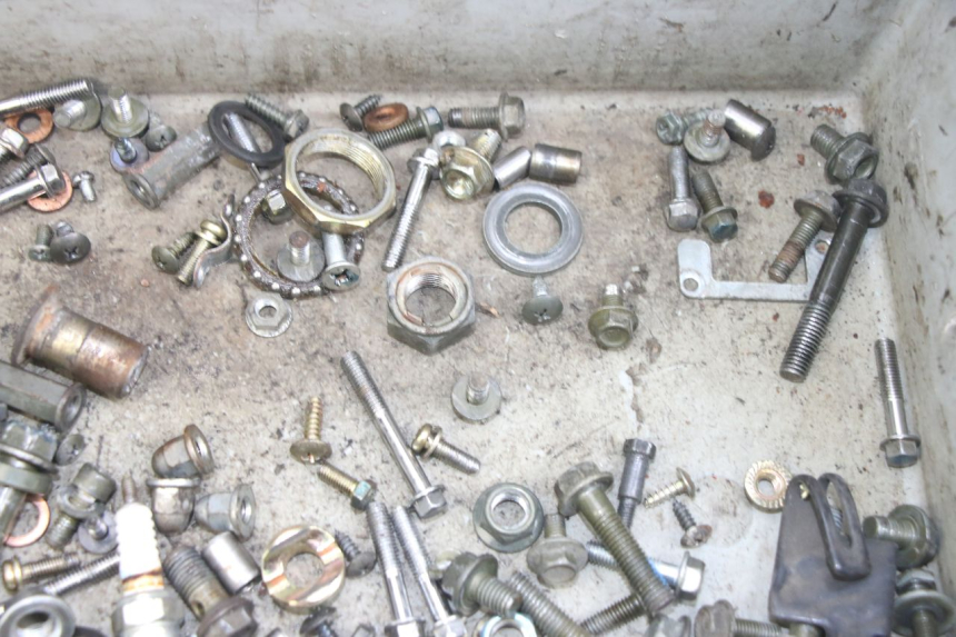 photo de ZAK SCHROEVEN EN BEVESTIGINGSMATERIAAL PEUGEOT TWEET 4T 50 (2014 - 2019) - Andere kijkhoek