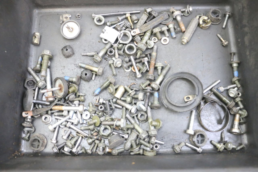 photo de ZAK SCHROEVEN EN BEVESTIGINGSMATERIAAL PEUGEOT TWEET 4T 50 (2018 - 2022) - Hoofdaanzicht